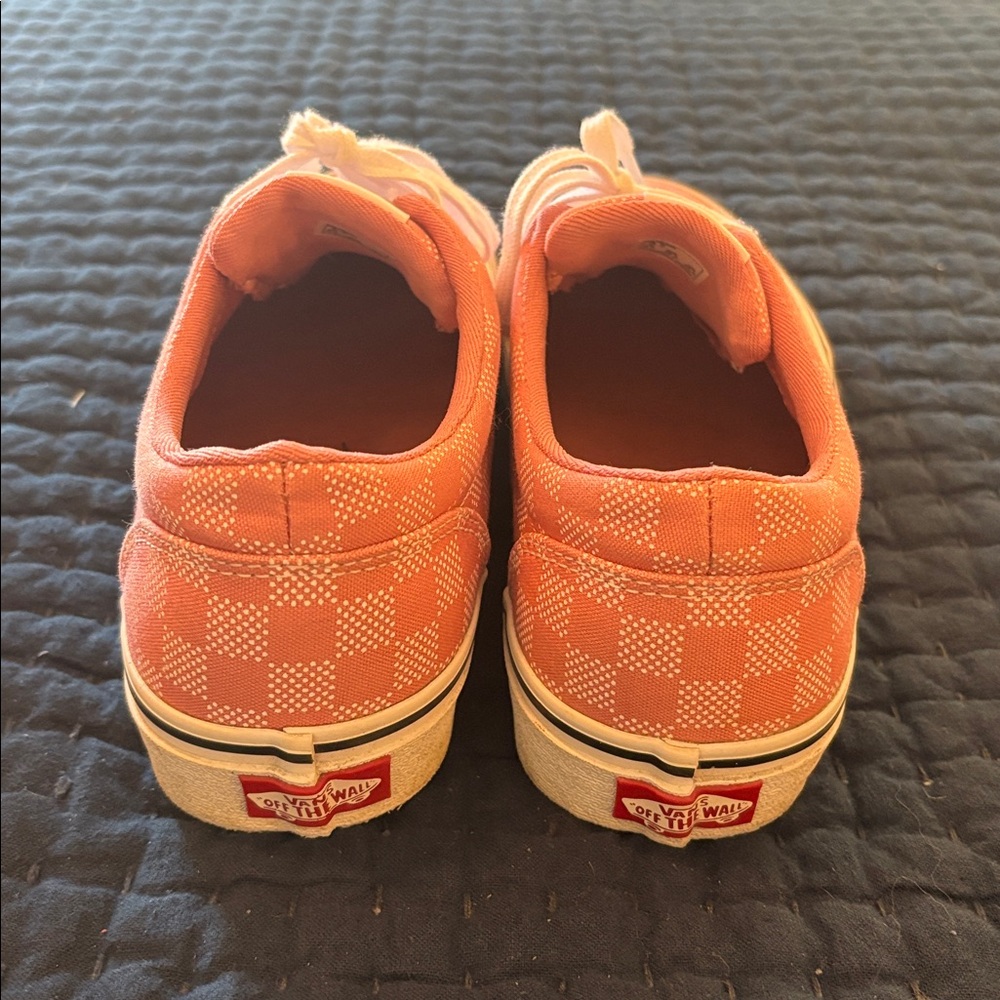 Vans Women’s Checkerboard Low-Top Sneakers - Rosette Pink - Picture 2 of 5